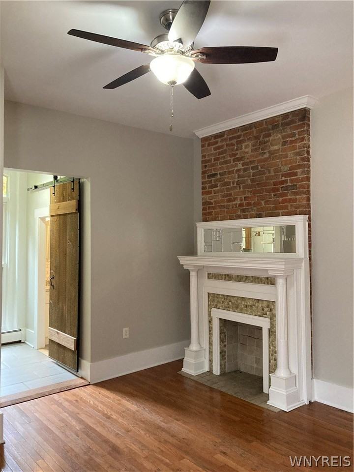 77 Johnson Park Unit 2 - Photo 4 of 10