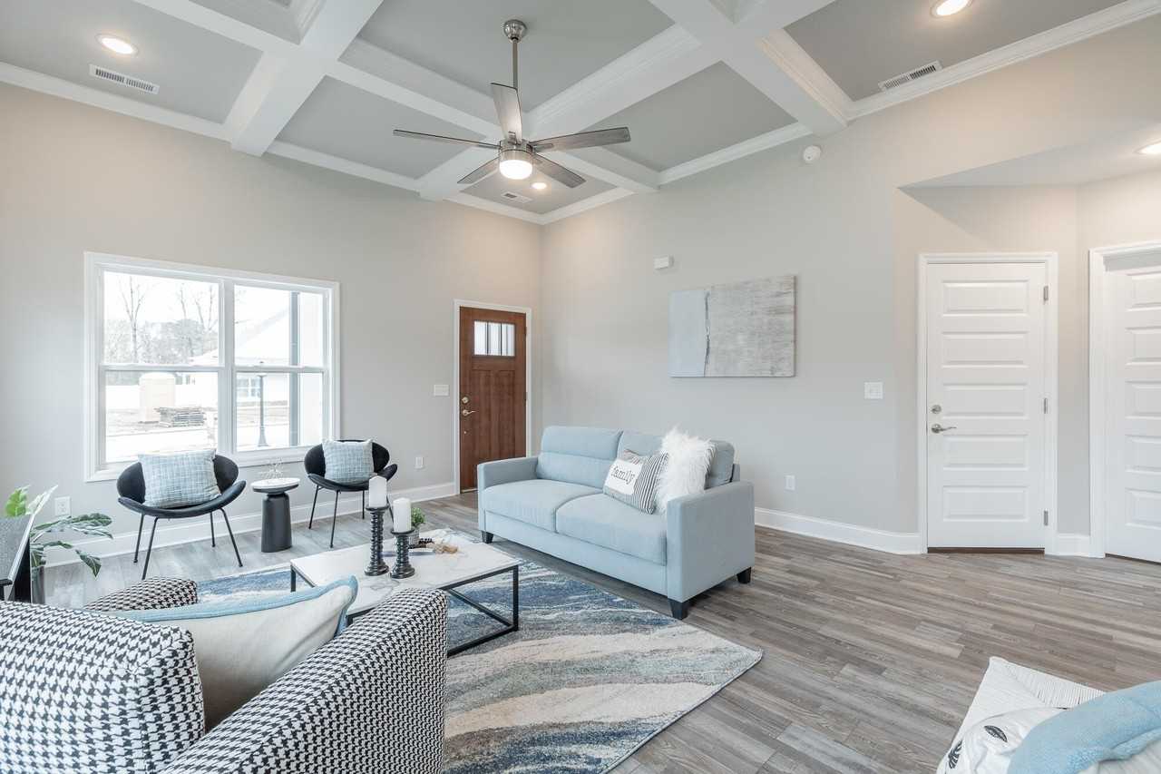 5085 Oop Rd - Photo 4 of 50