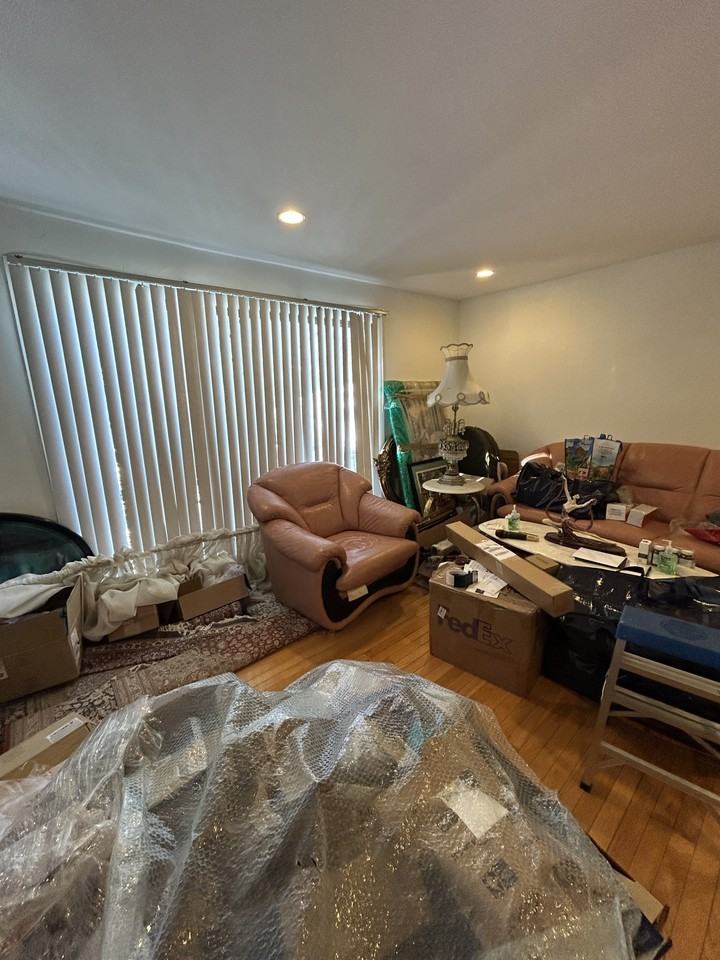 22 Broadlawn Park - Photo 3 of 31