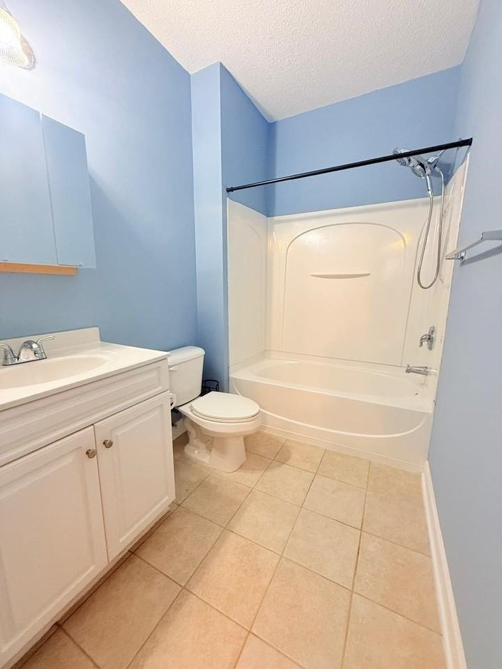 330 Kiskadee Loop - Photo 3 of 27