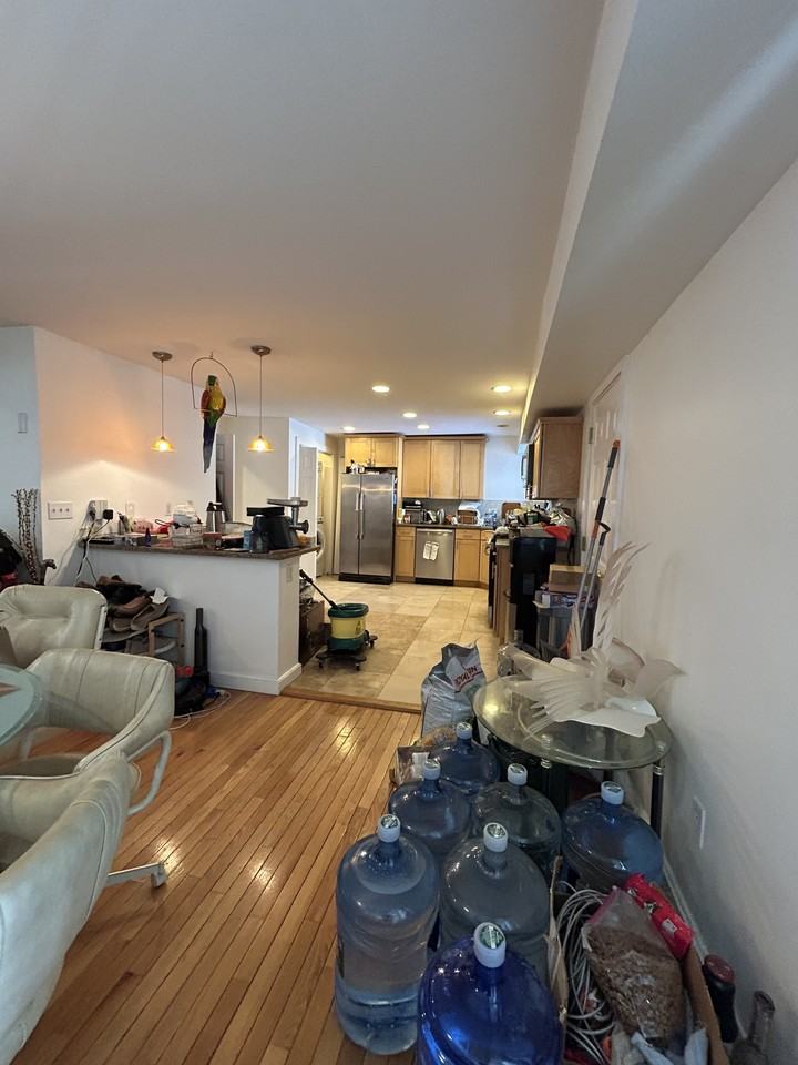 22 Broadlawn Park - Photo 7 of 31