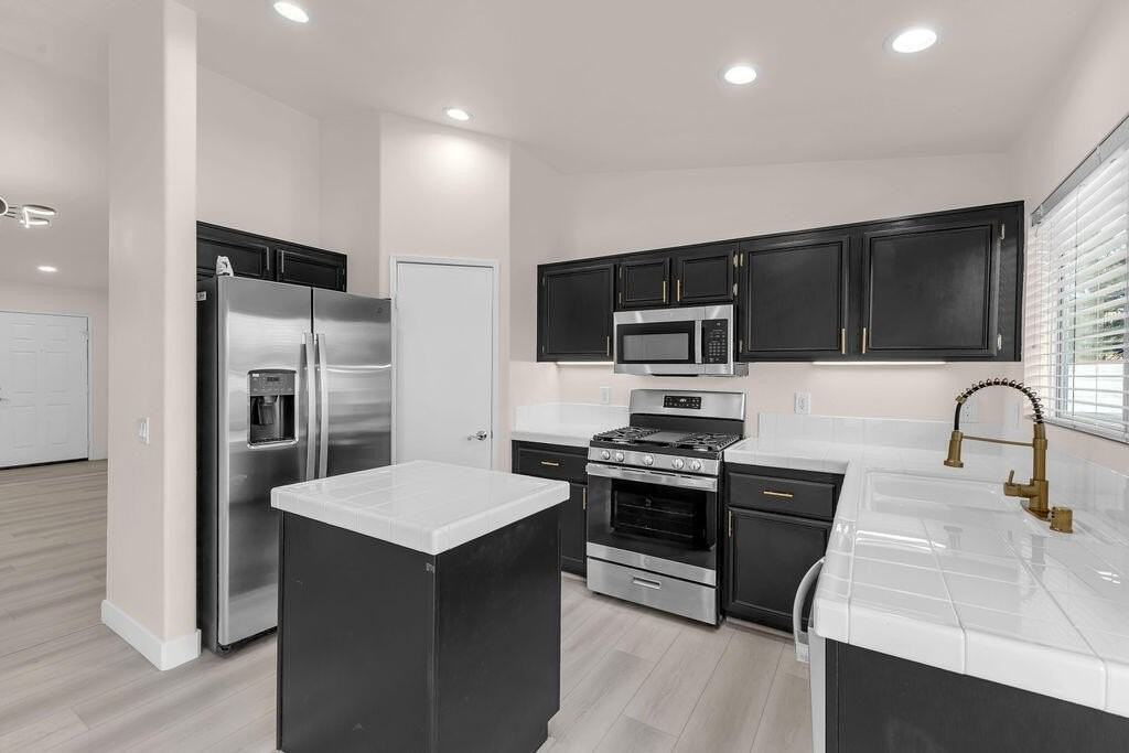 83950 Avenida Serena - Photo 3 of 38