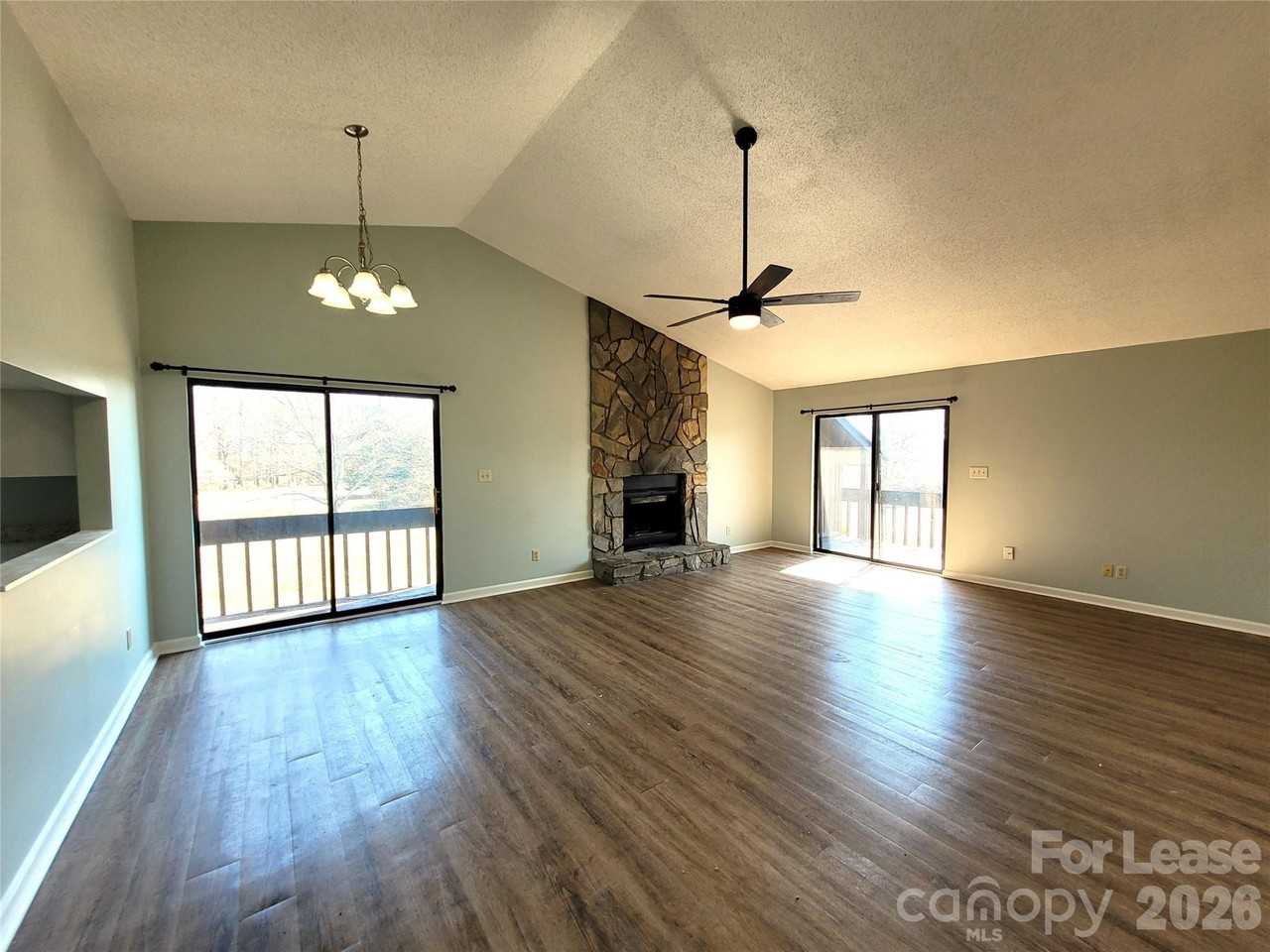 1021 Mallard Head Ln - Photo 6 of 16