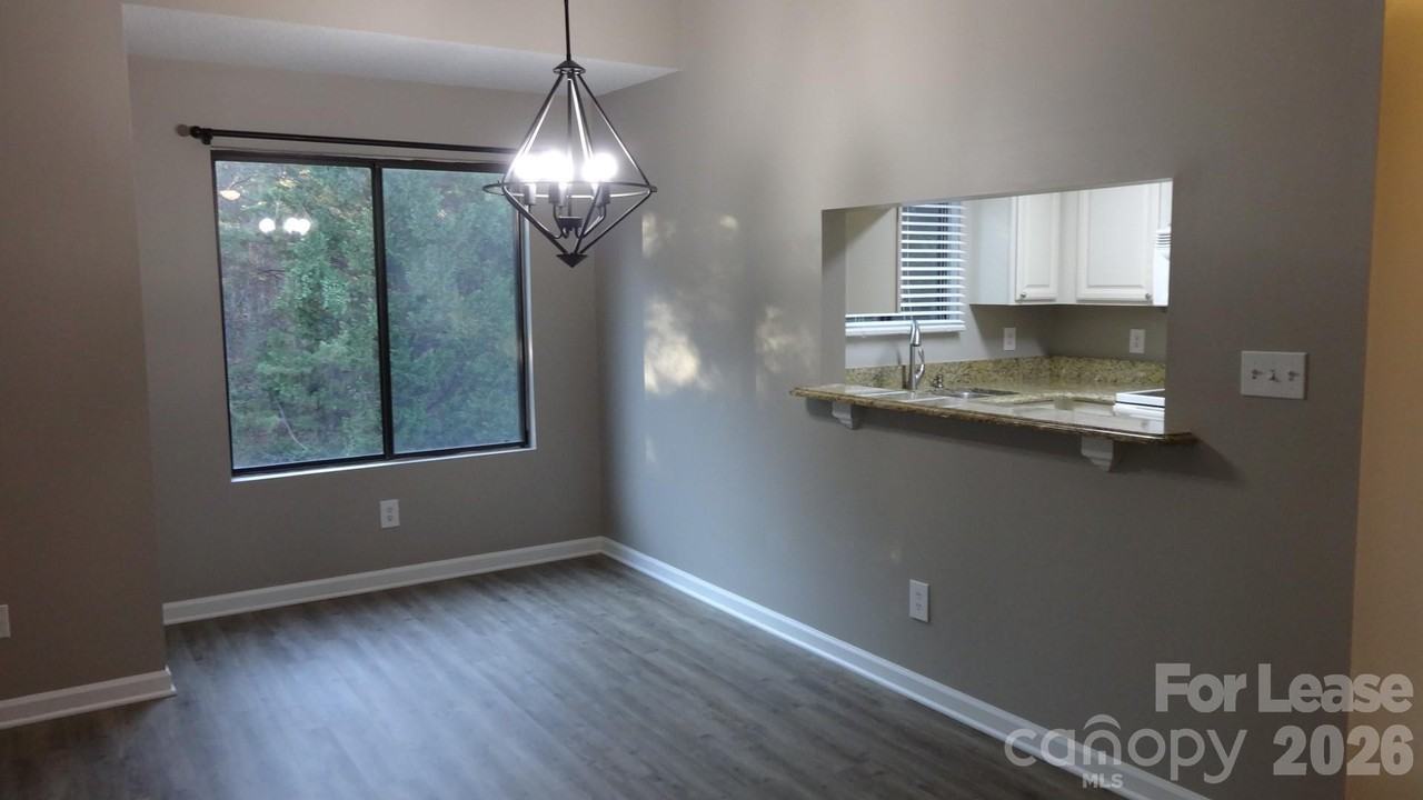 122 Mallard Head Ln - Photo 3 of 9