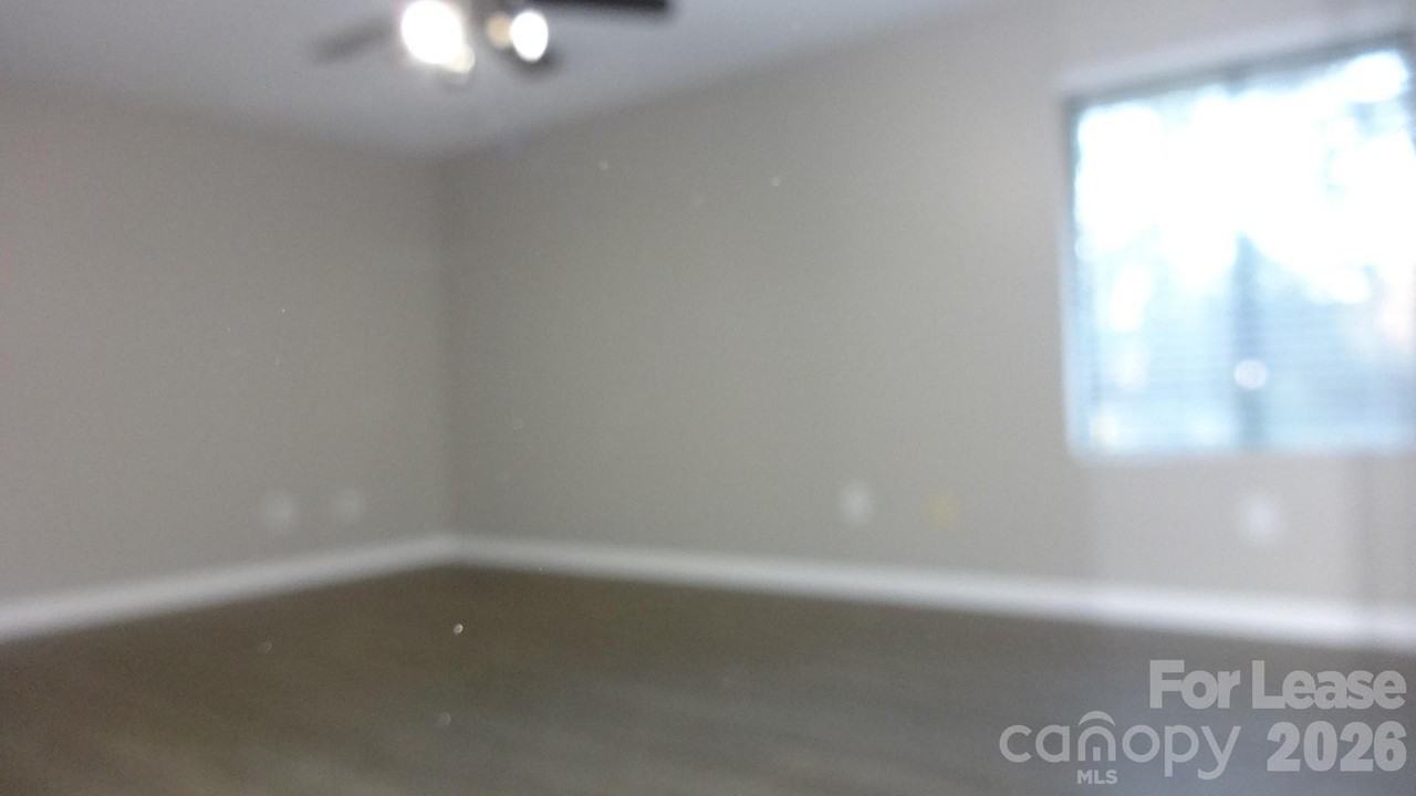 122 Mallard Head Ln - Photo 5 of 9