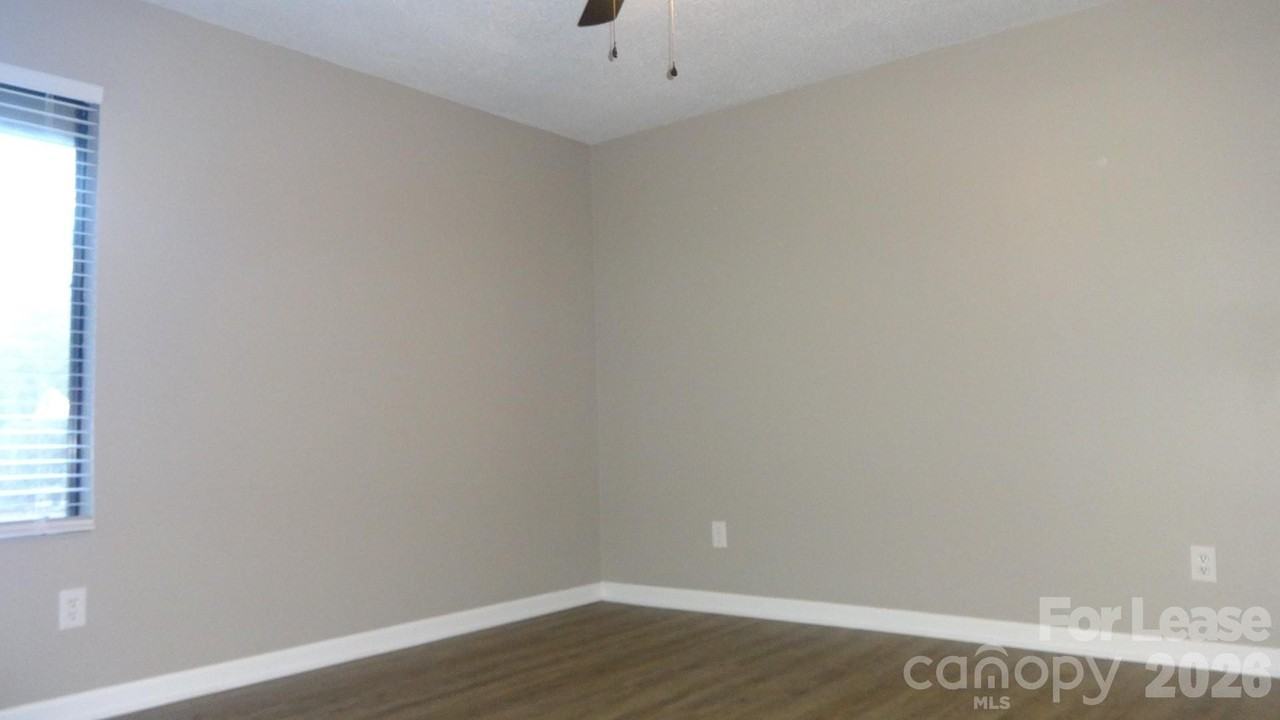 122 Mallard Head Ln - Photo 7 of 9