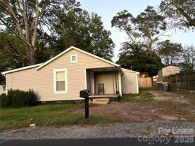 1603 Pennsylvania Ave - Photo 1 of 1