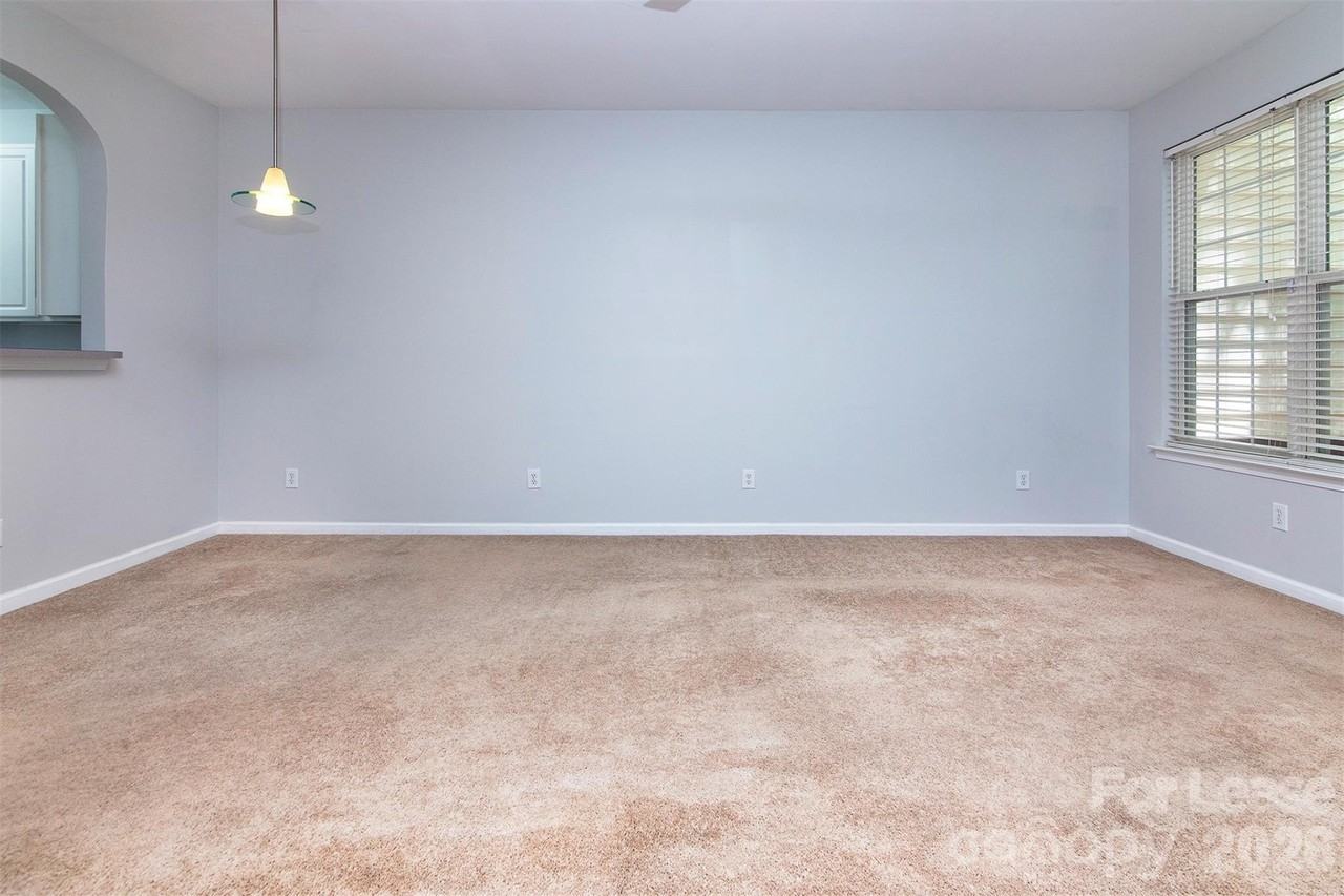 8348 Chaceview Ct - Photo 6 of 21