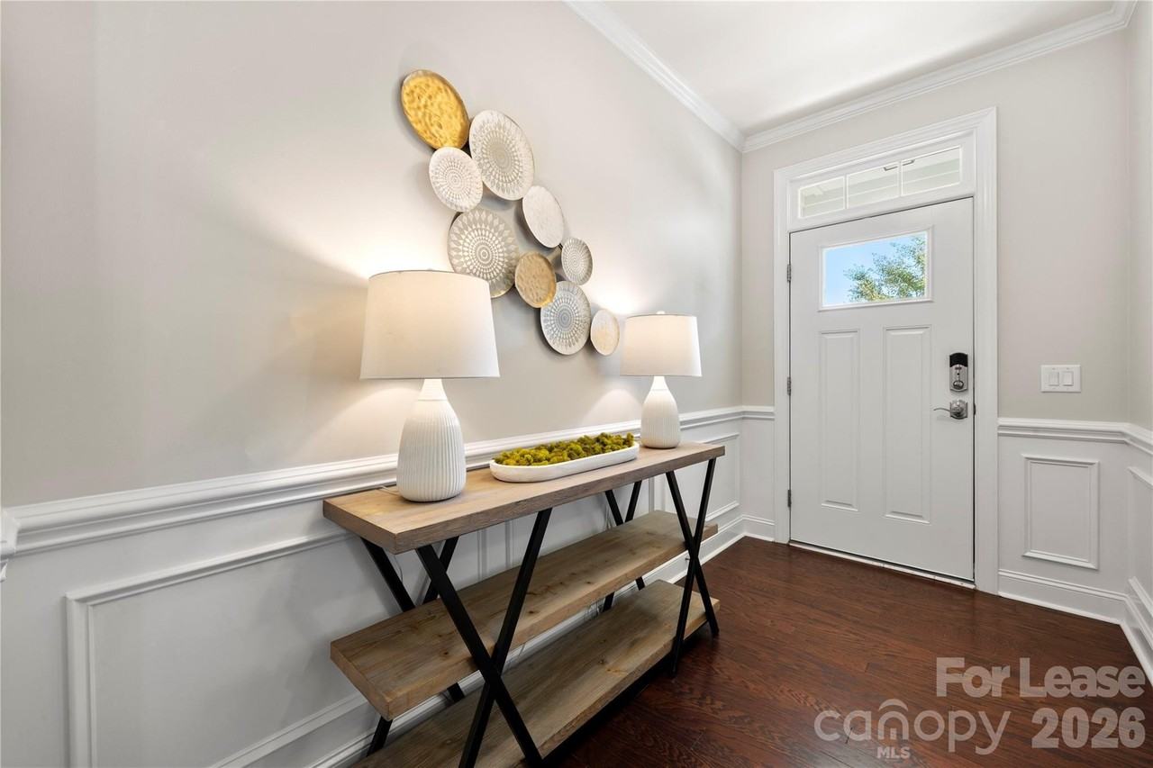 15504 Oleander Dr - Photo 3 of 36