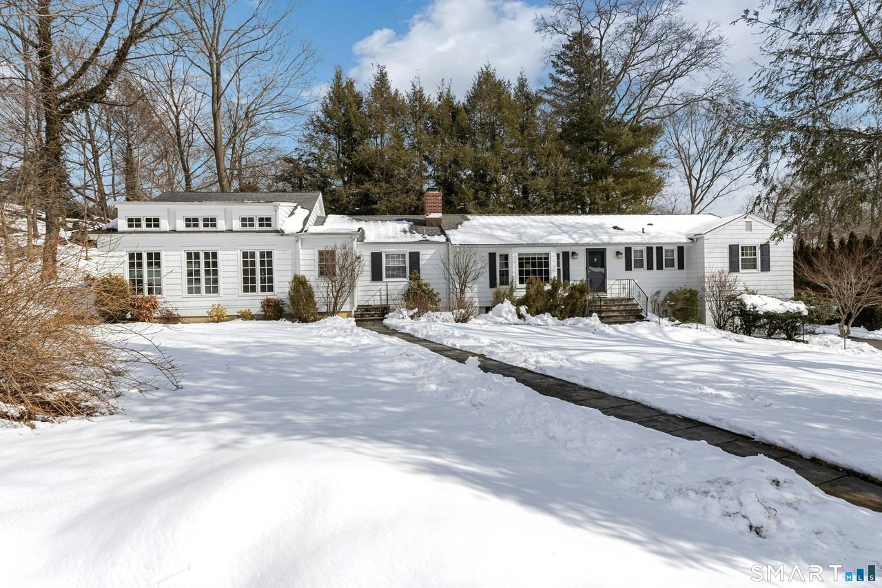 19A Robin Hood Ln - Photo 3 of 19