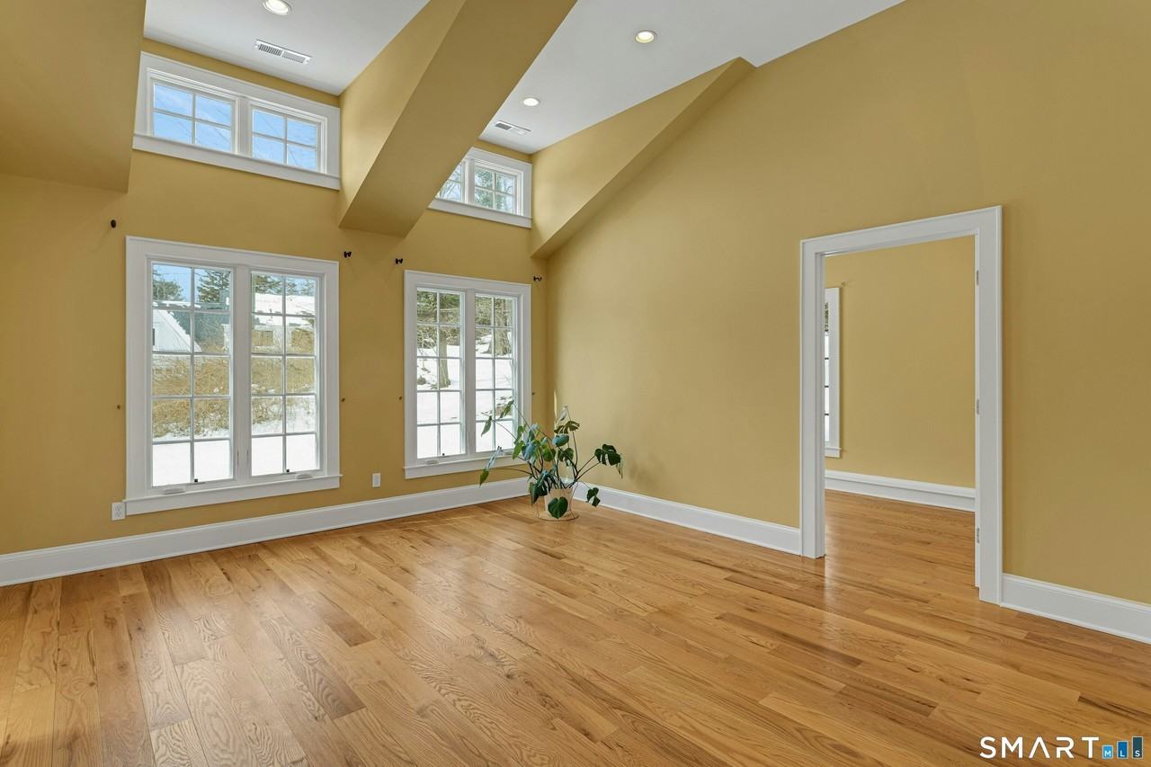 19A Robin Hood Ln - Photo 5 of 19