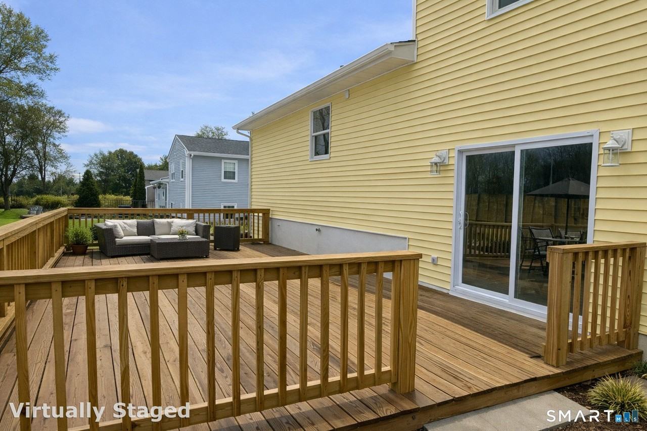 15 Dairy Farm Rd - Photo 4 of 9