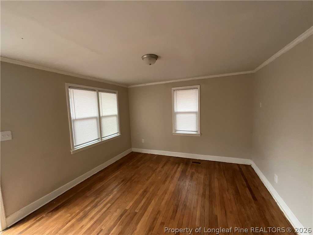 120 Northwest Ave - Photo 2 of 7