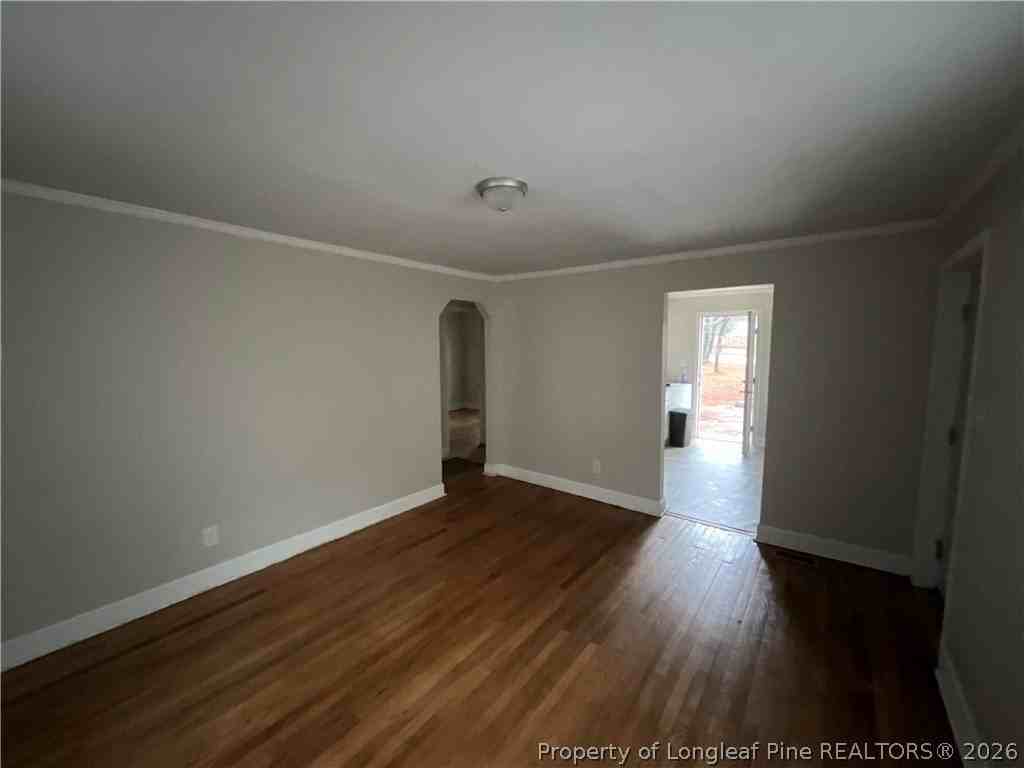 120 Northwest Ave - Photo 3 of 7