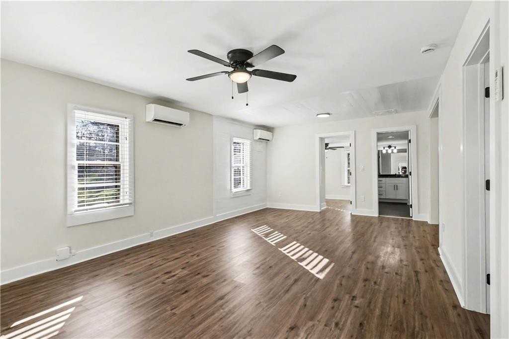 257 Stegall Dr - Photo 6 of 23