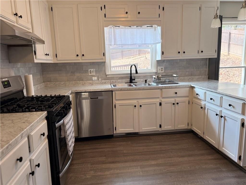 1424 Shadowbrook Dr - Photo 5 of 26