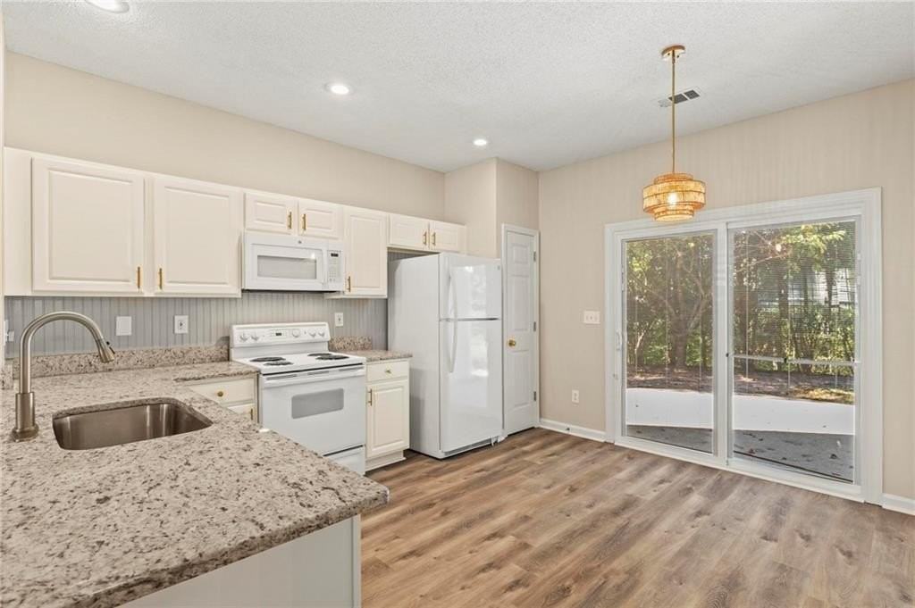 11260 Wittenridge Dr - Photo 6 of 21