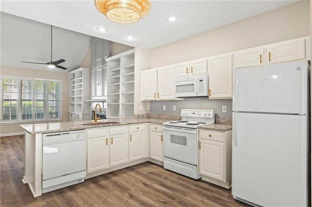 11260 Wittenridge Dr - Photo 7 of 21