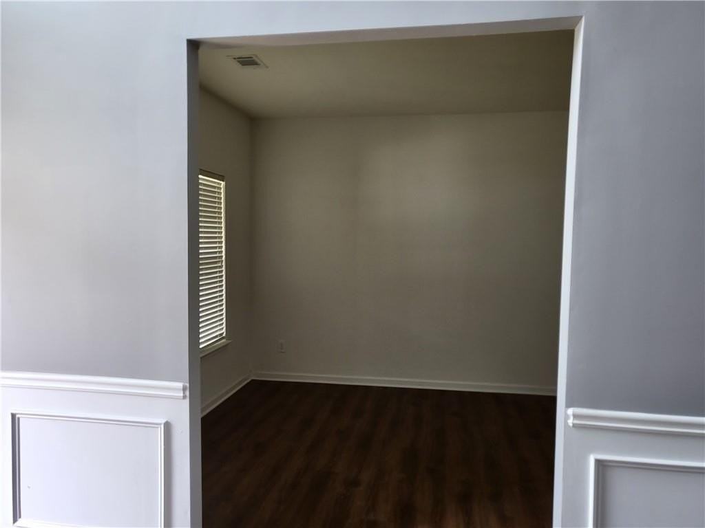 950 Rockbass Rd - Photo 6 of 33