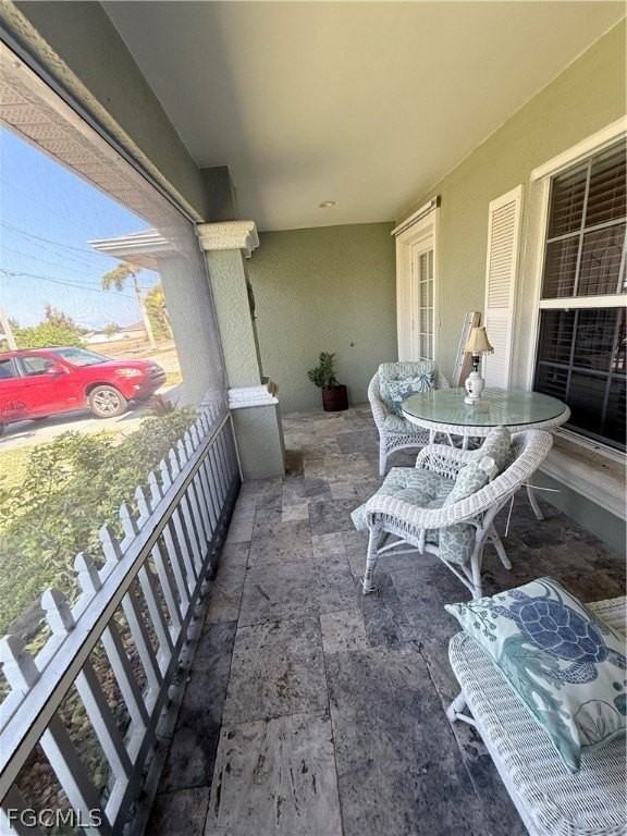 1019 Nw 24th Pl - Photo 3 of 25