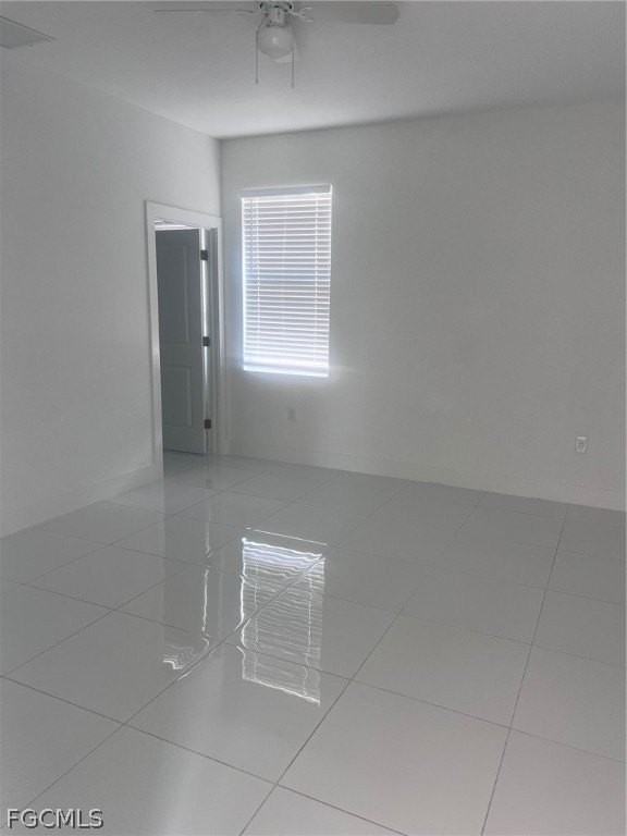 970 Lakeside Dr - Photo 7 of 9