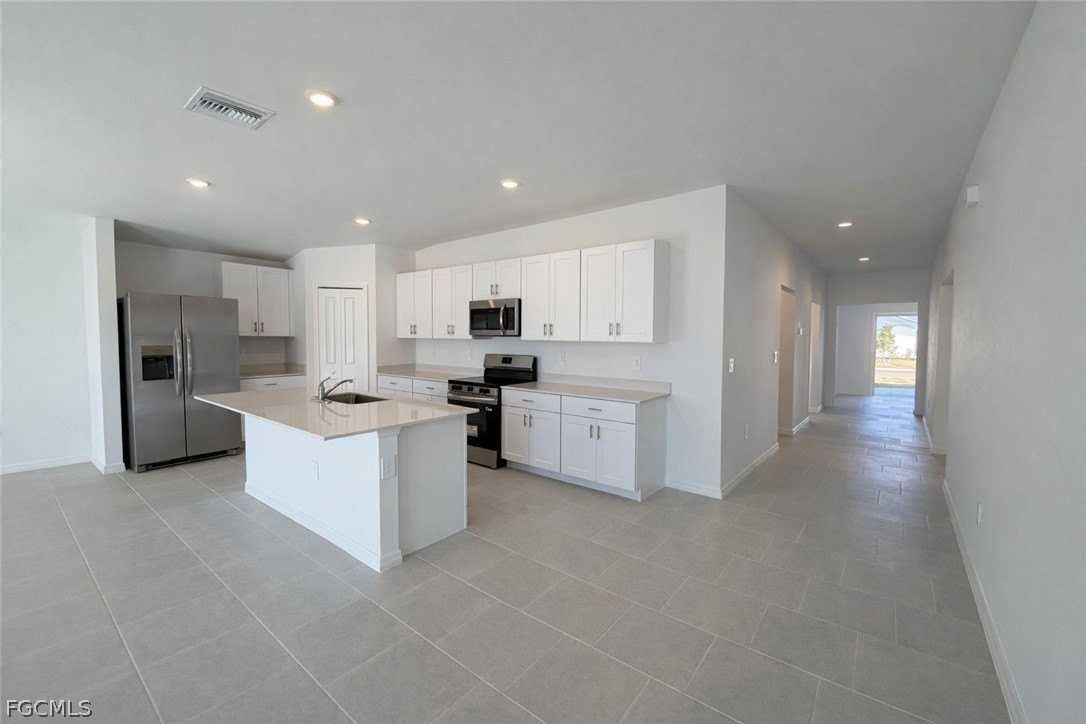 17240 Cantu Ct - Photo 4 of 42