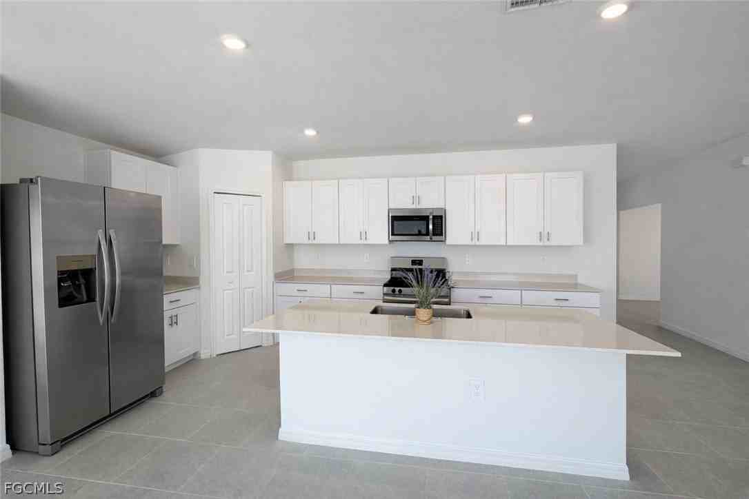 17240 Cantu Ct - Photo 6 of 42