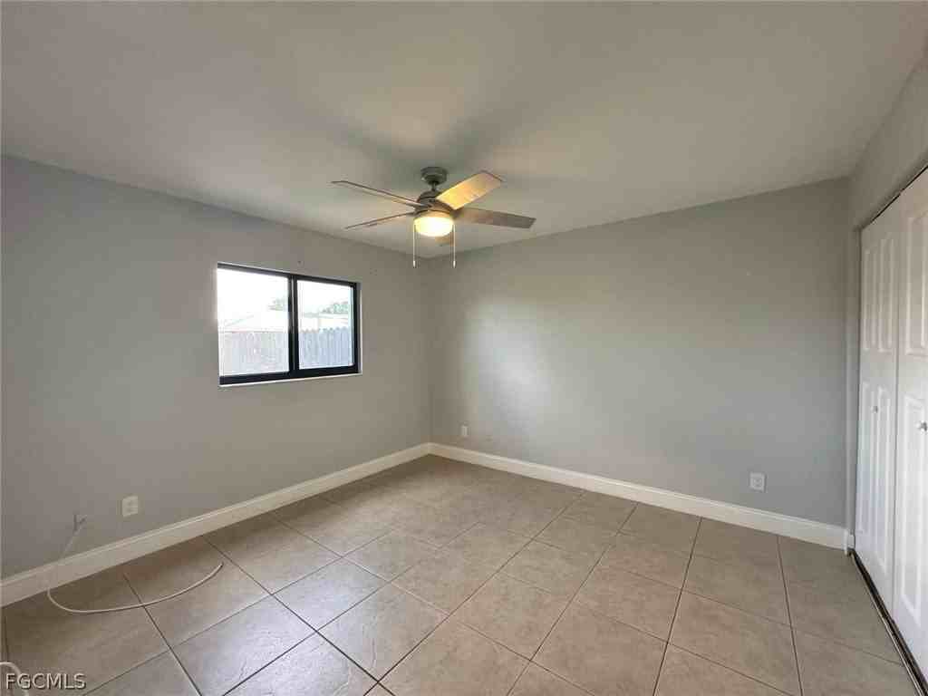 709 Se 8th Ter #1 - Photo 5 of 11