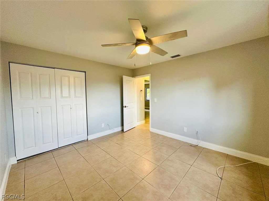 709 Se 8th Ter #1 - Photo 6 of 11