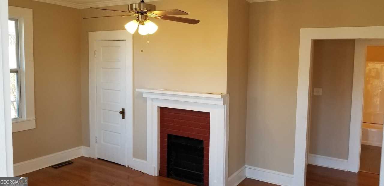 10 Kirkwood St Ne - Photo 2 of 11