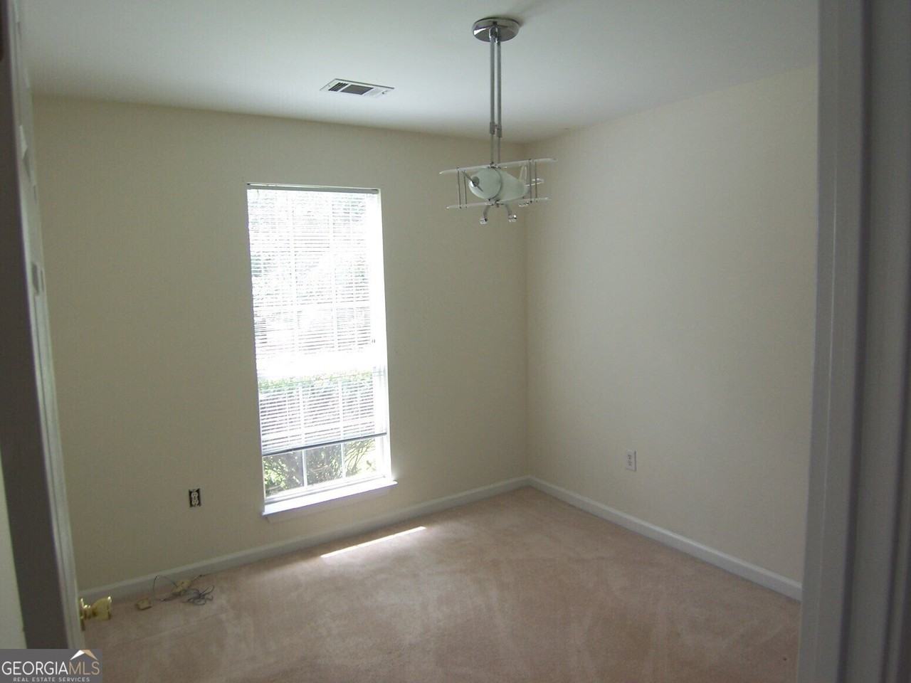 236 Major Rd - Photo 7 of 9