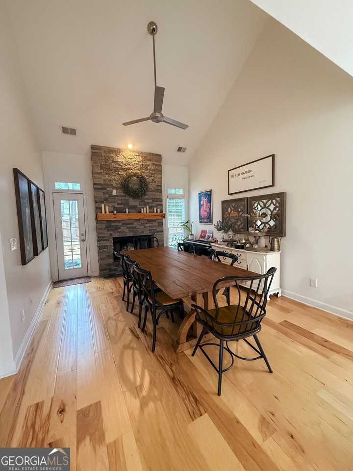 109 Holly Srings Dr - Photo 4 of 22