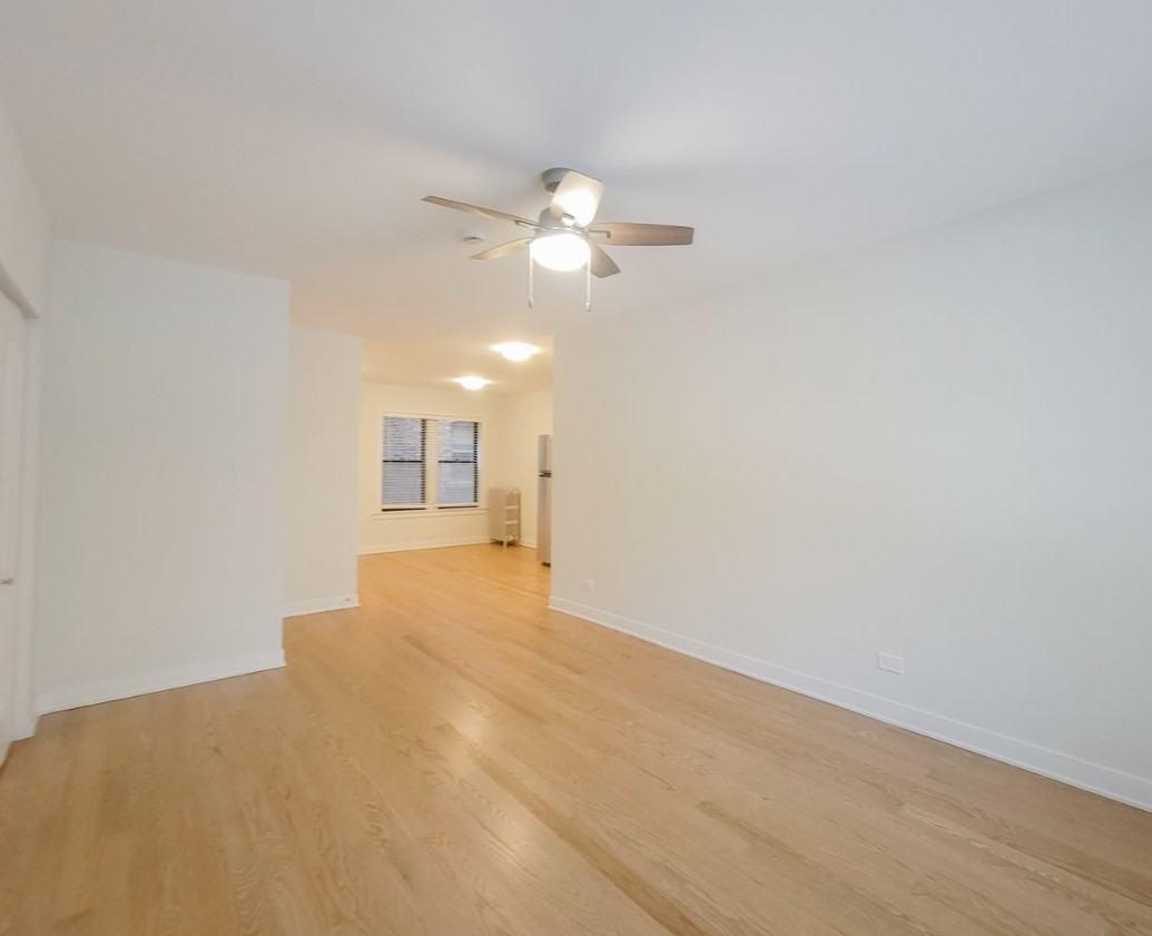 W Montrose Ave & Ashland Ave - Photo 4 of 8