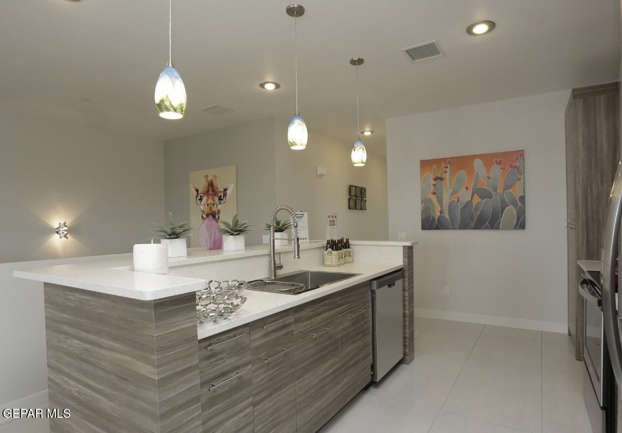 5545 Buckley Dr Unit 6 - Photo 2 of 26