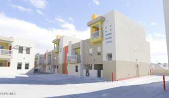 featured image of 410 Thorn Ave Apt 4 #Apt 4