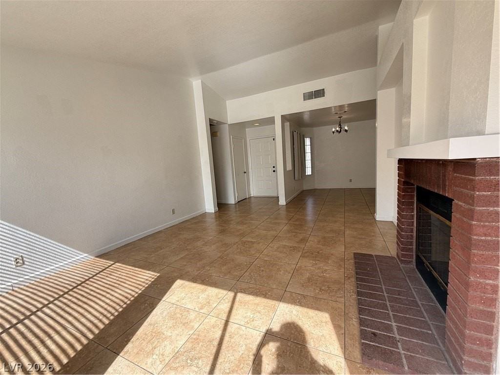 6725 Trammel Ct - Photo 5 of 28