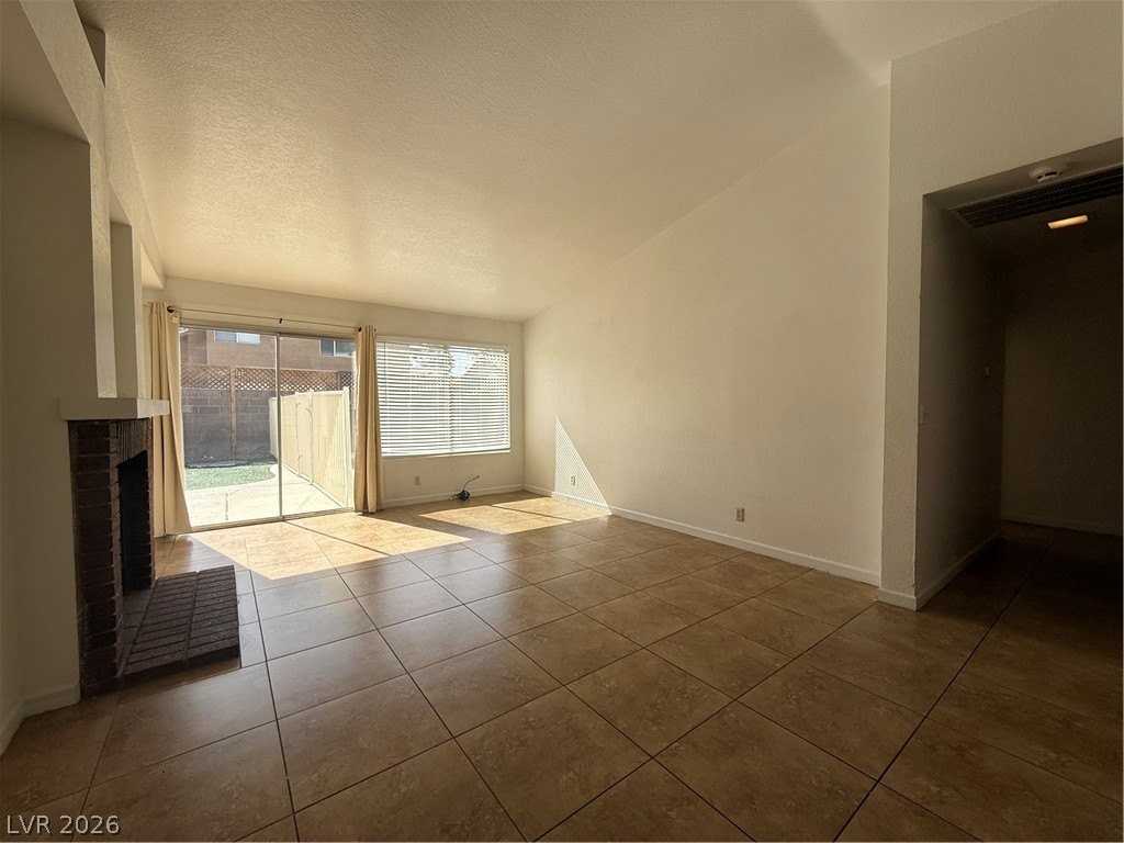 6725 Trammel Ct - Photo 6 of 28