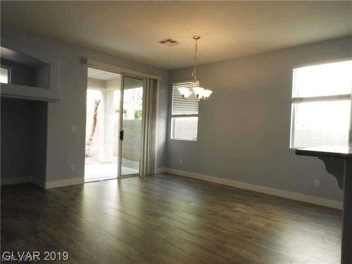 11440 Parkersburg Ave - Photo 5 of 35