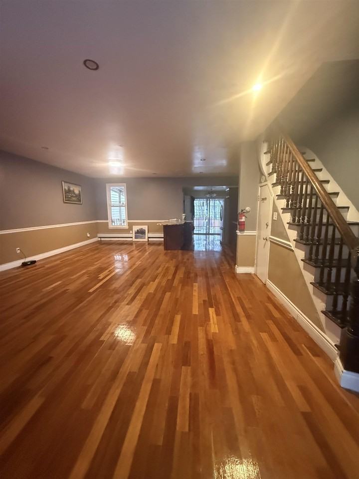 69 Virginia Ave - Photo 7 of 14