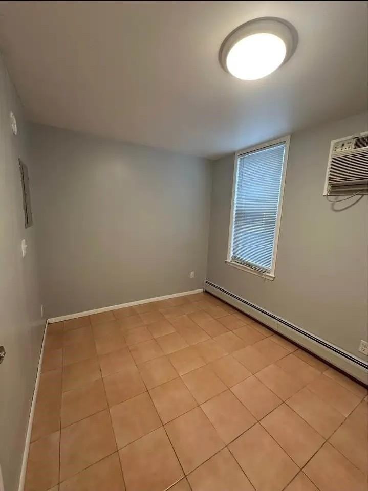 71 W 16th St #2 - Photo 5 of 9