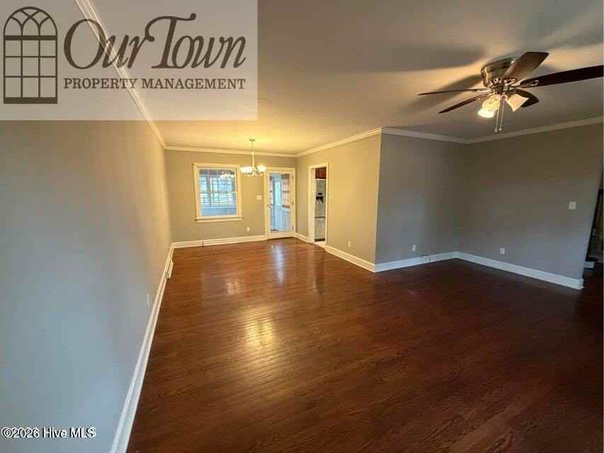 1711 Meadowbrook Ln W - Photo 4 of 13