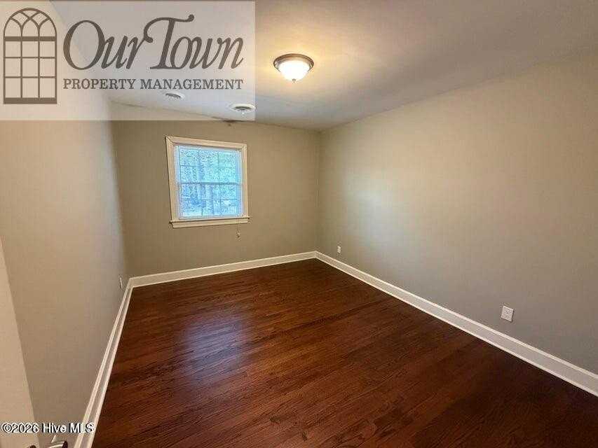 1711 Meadowbrook Ln W - Photo 7 of 13