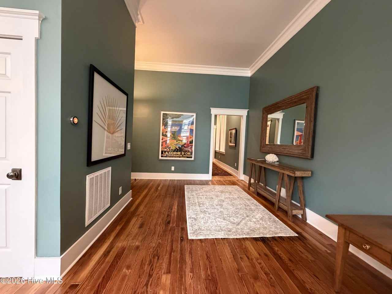 210 N Front St Unit 2 - Photo 5 of 15