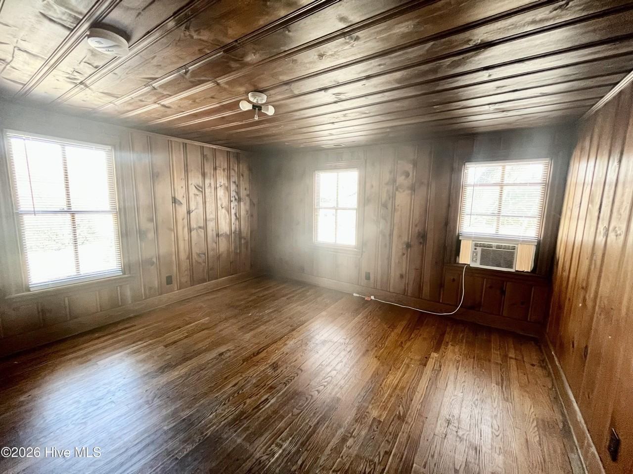 301 W Fearing St Unit B - Photo 4 of 7