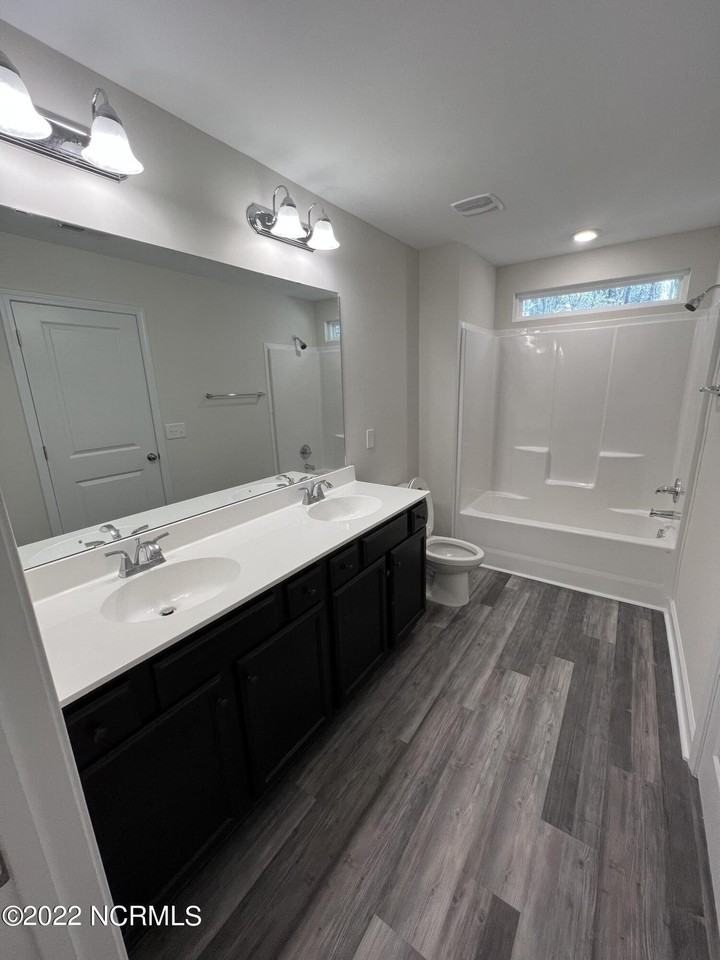 642 Walnut Dr - Photo 6 of 21