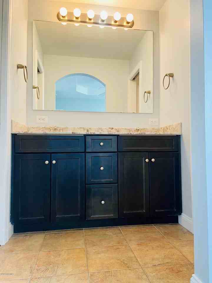 100 Parrot Landing Dr - Photo 7 of 11