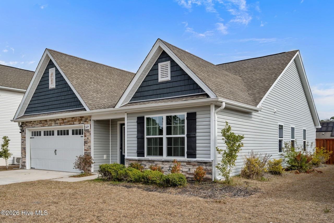 624 Aurora Pl - Photo 3 of 50