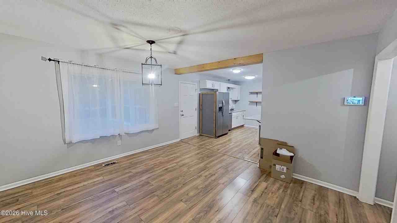 102 Northview Ct - Photo 5 of 18