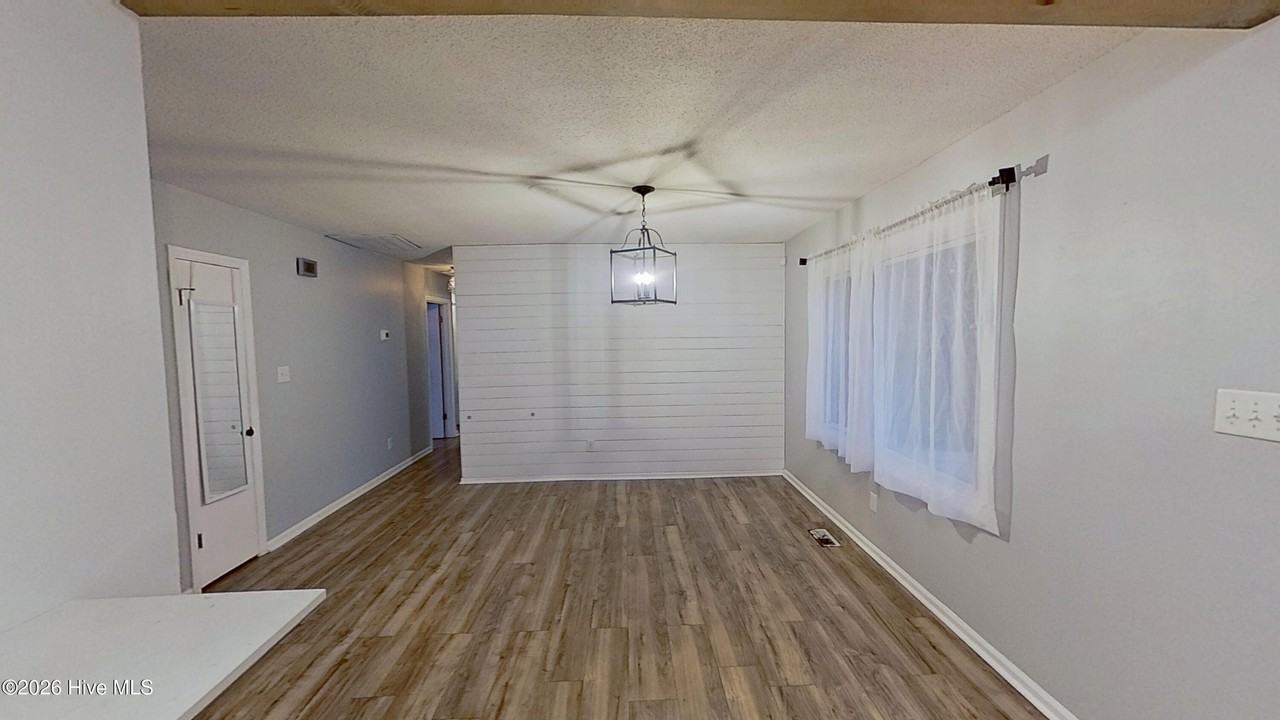 102 Northview Ct - Photo 6 of 18