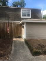 805 Vancouver Rd - Photo 1 of 1